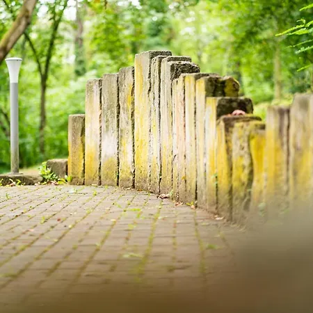 Dreibrunnen Gastehaus Im Luisenpark Pensjonat Erfurt
