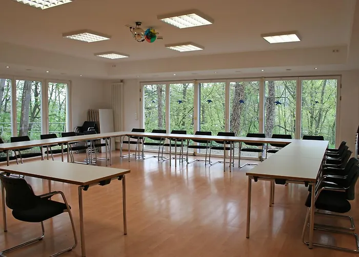 Dreibrunnen Gastehaus Im Luisenpark Erfurt